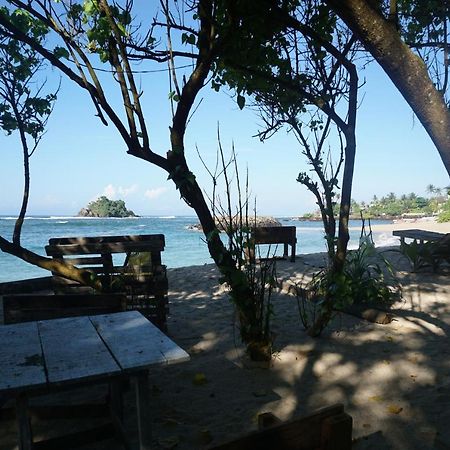 The Whitegates Lodge Weligama Exterior foto