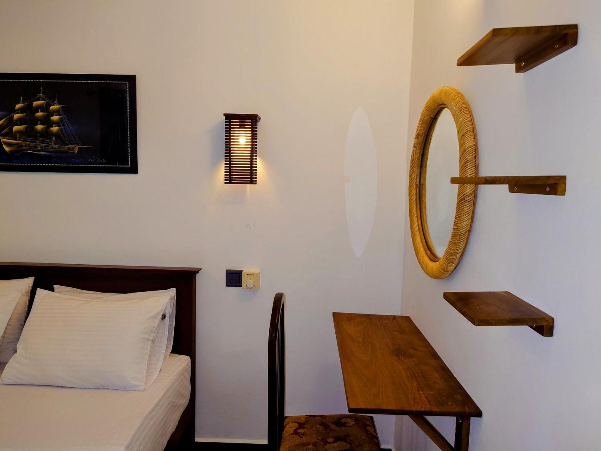 The Whitegates Lodge Weligama Exterior foto